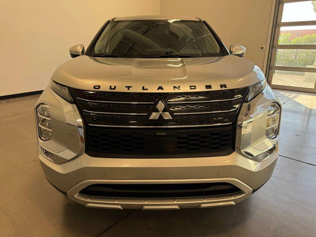 used 2024 Mitsubishi Outlander car, priced at $24,991