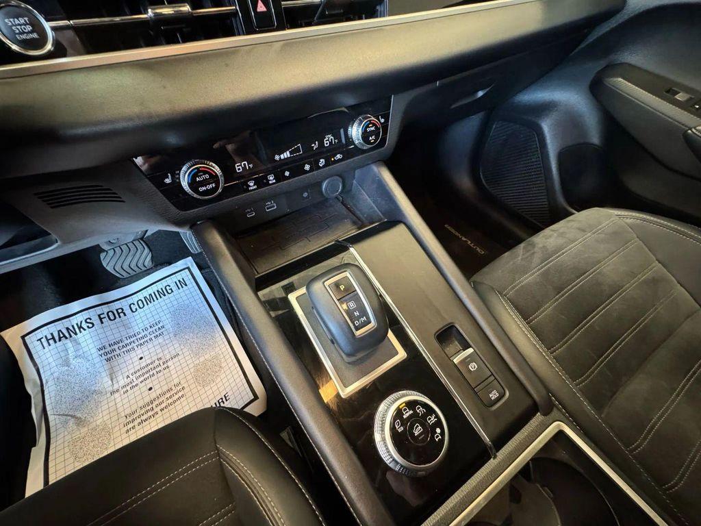 used 2024 Mitsubishi Outlander car, priced at $24,991