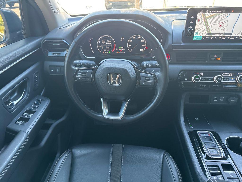 used 2025 Honda Pilot car, priced at $41,709