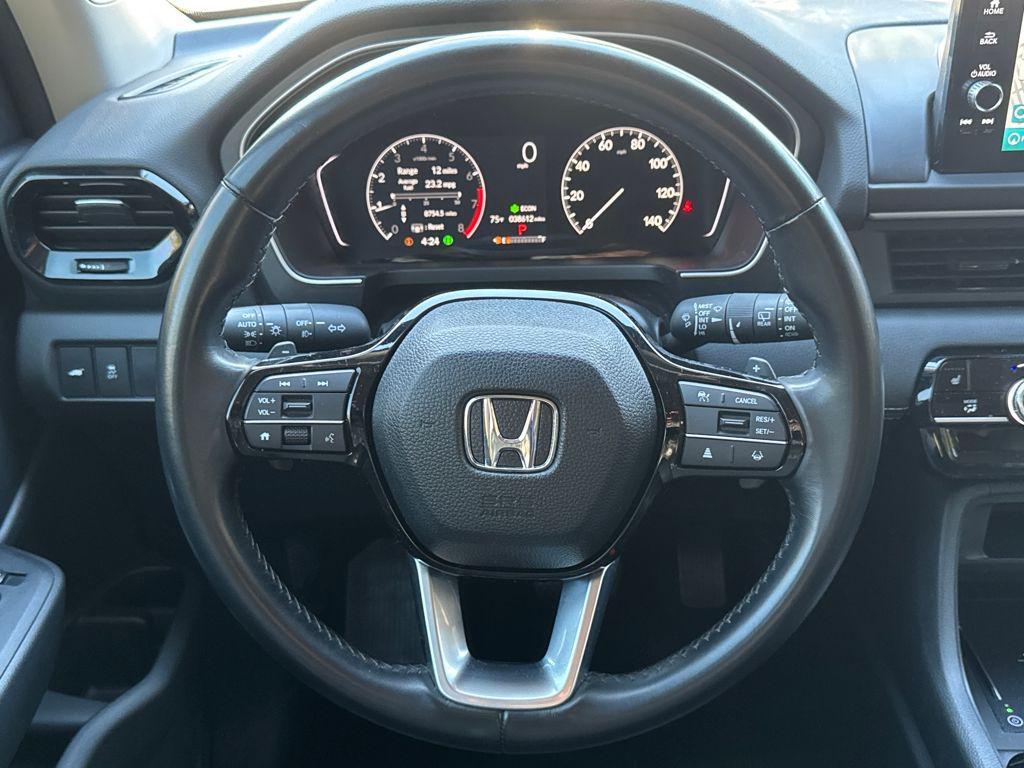 used 2025 Honda Pilot car, priced at $41,709