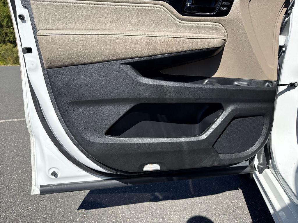 used 2023 Honda Odyssey car, priced at $41,995