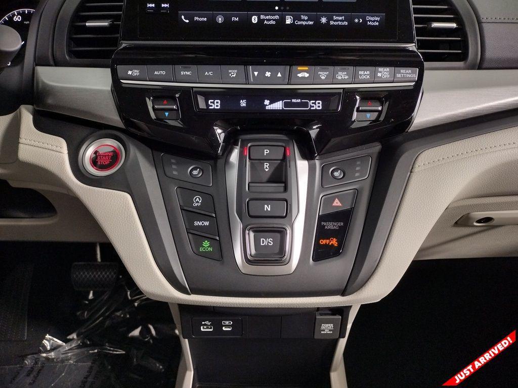 new 2026 Honda Odyssey car, priced at $44,745