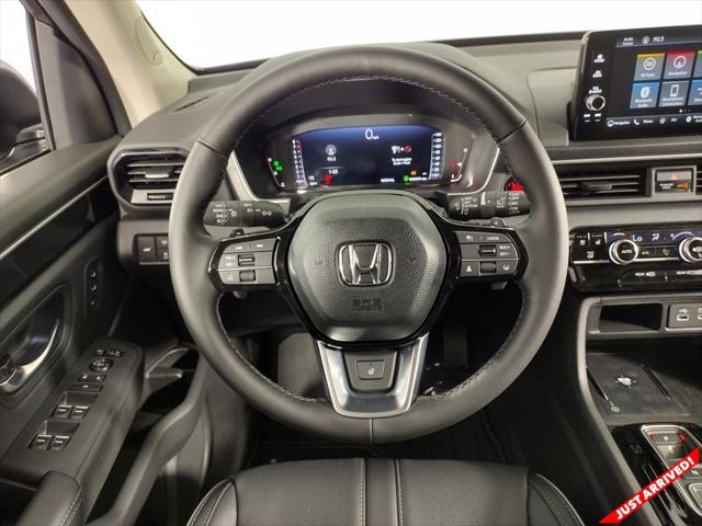 new 2025 Honda Pilot car, priced at $55,715
