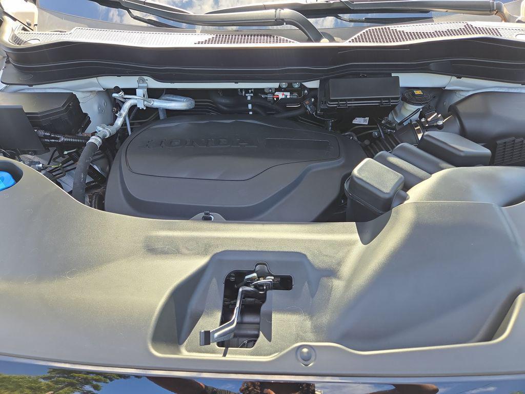 used 2023 Honda Passport car, priced at $33,085