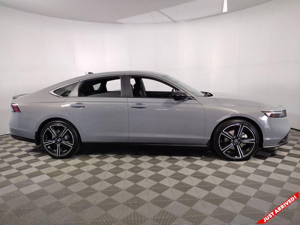 new 2025 Honda Accord Hybrid car, priced at $35,305