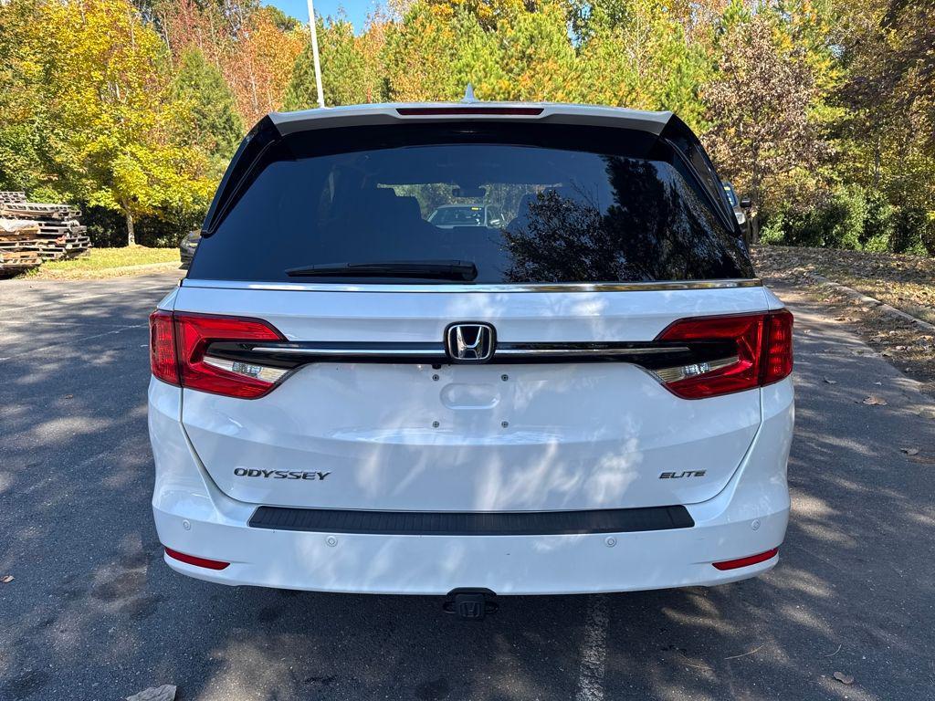 used 2024 Honda Odyssey car, priced at $42,405