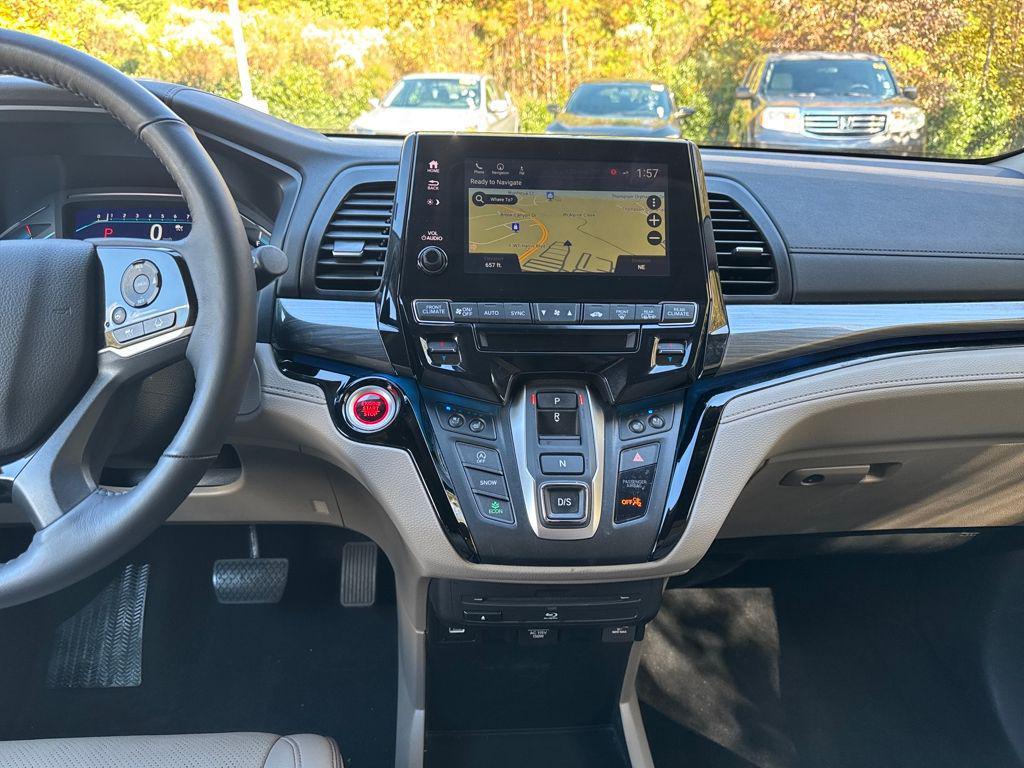 used 2024 Honda Odyssey car, priced at $42,405