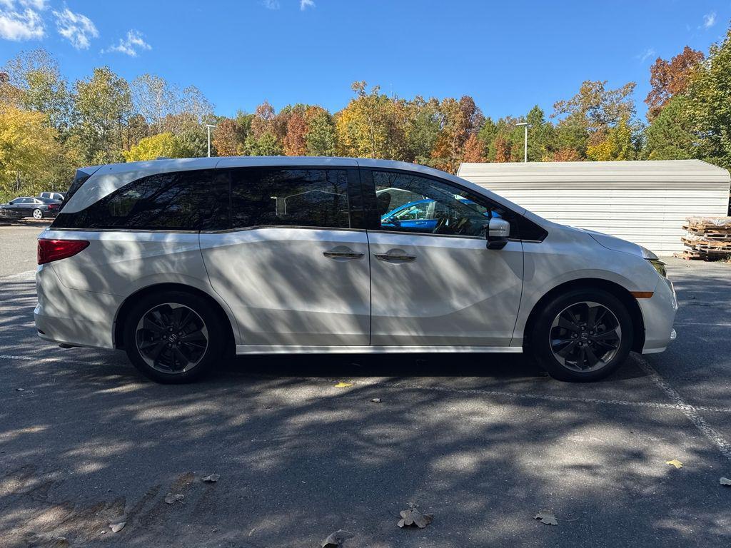 used 2024 Honda Odyssey car, priced at $42,405