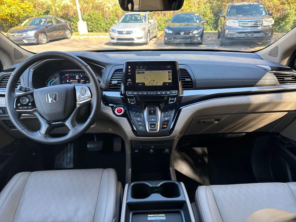 used 2024 Honda Odyssey car, priced at $42,405