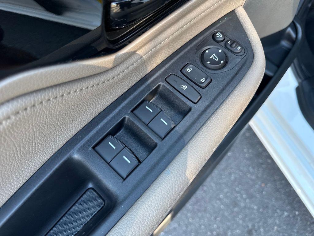 used 2024 Honda Odyssey car, priced at $42,405