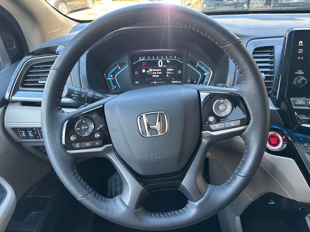 used 2024 Honda Odyssey car, priced at $42,405