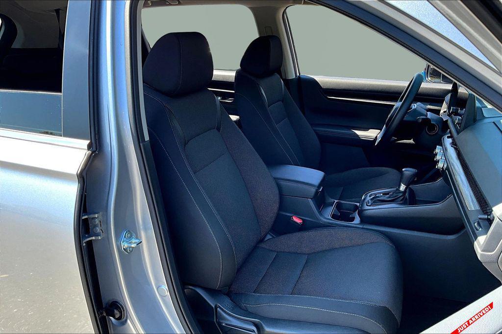 used 2025 Honda CR-V car, priced at $33,887
