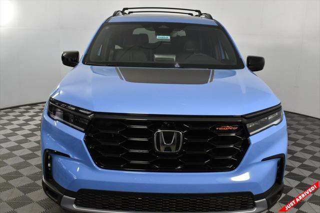 new 2025 Honda Pilot car, priced at $51,250