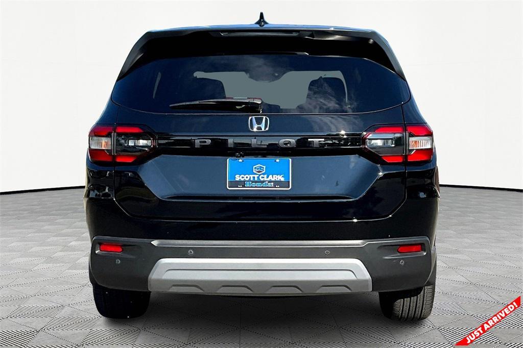 used 2024 Honda Pilot car, priced at $37,702