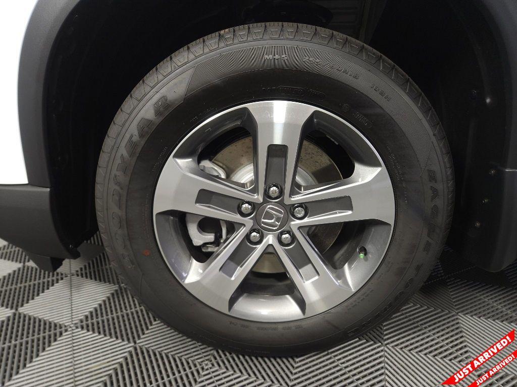 new 2025 Honda Pilot car, priced at $48,280