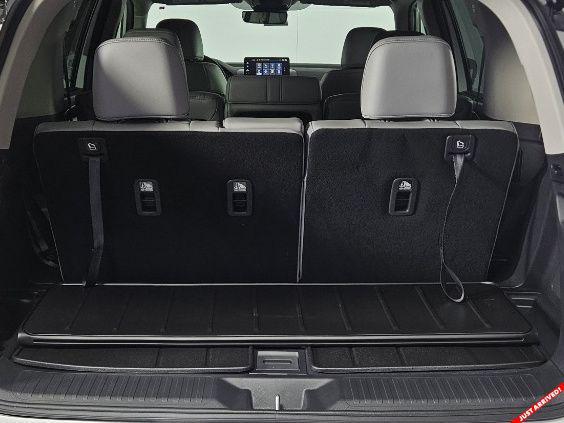 new 2025 Honda Pilot car, priced at $48,280