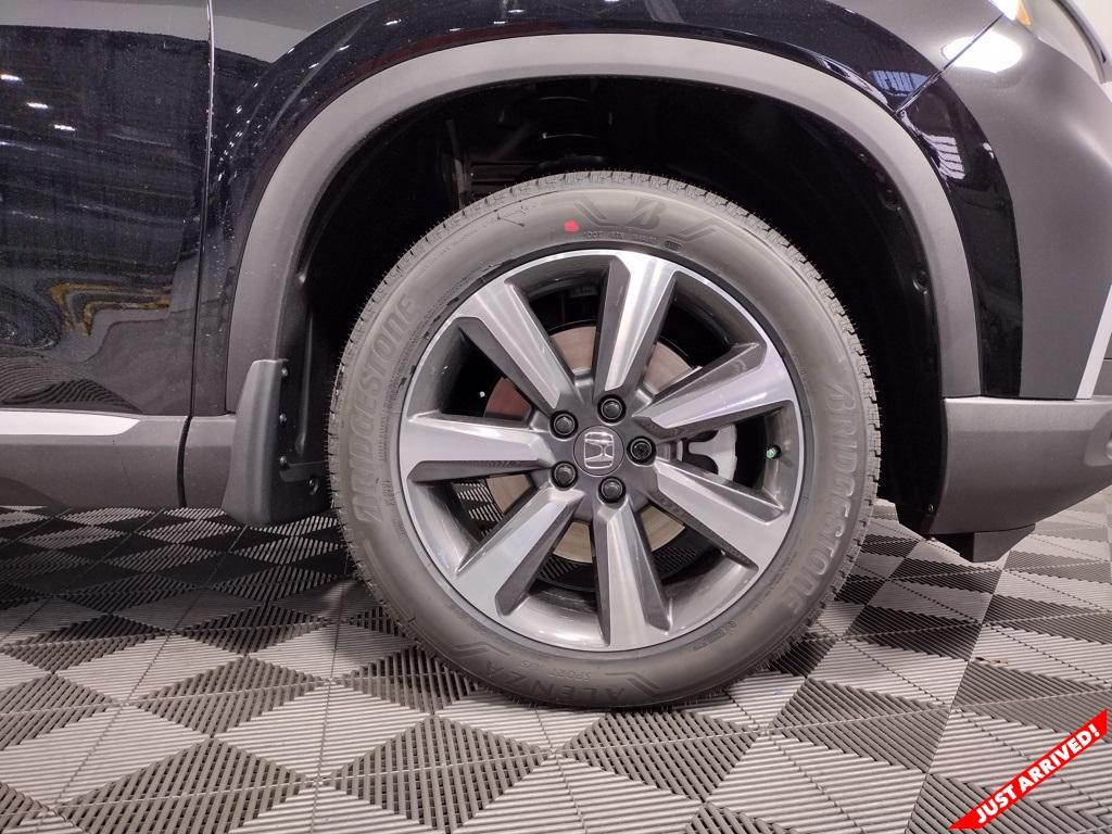 new 2025 Honda Pilot car, priced at $54,530