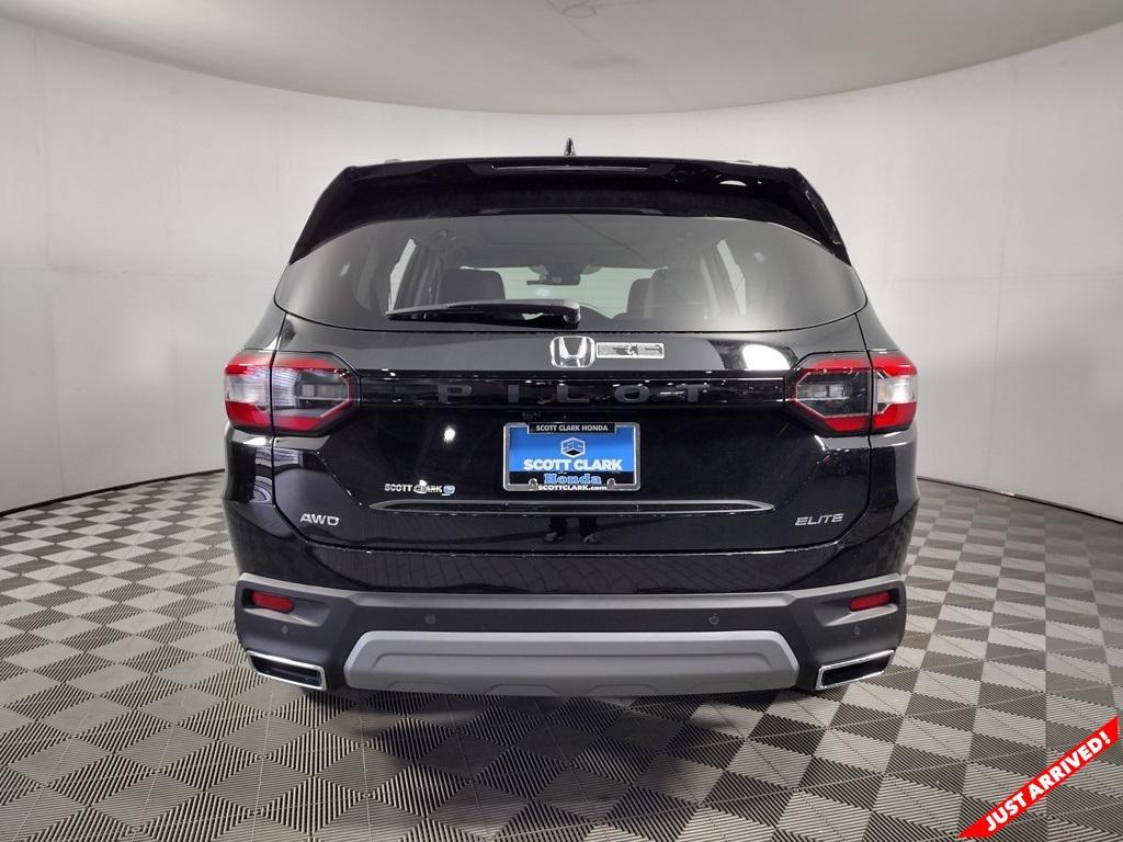 new 2025 Honda Pilot car, priced at $54,530