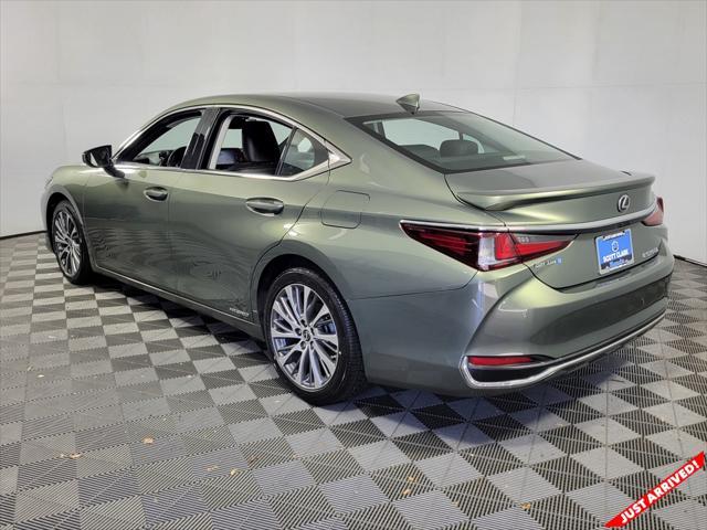 used 2021 Lexus ES 300h car, priced at $32,687