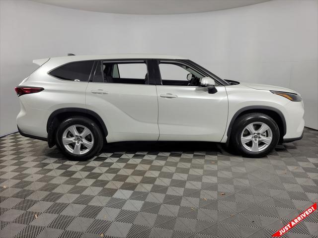 used 2022 Toyota Highlander car, priced at $30,500