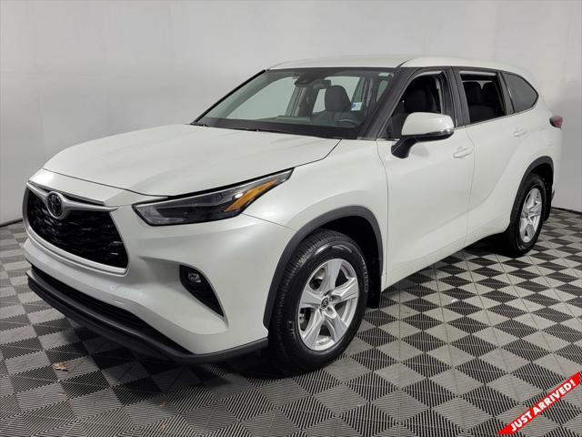 used 2022 Toyota Highlander car, priced at $30,500