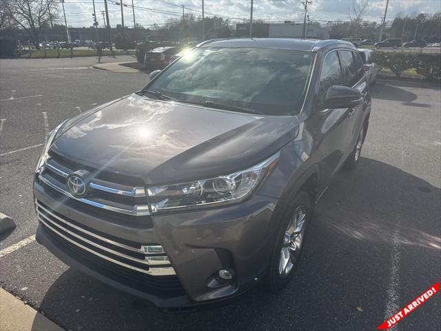 used 2019 Toyota Highlander car, priced at $28,201