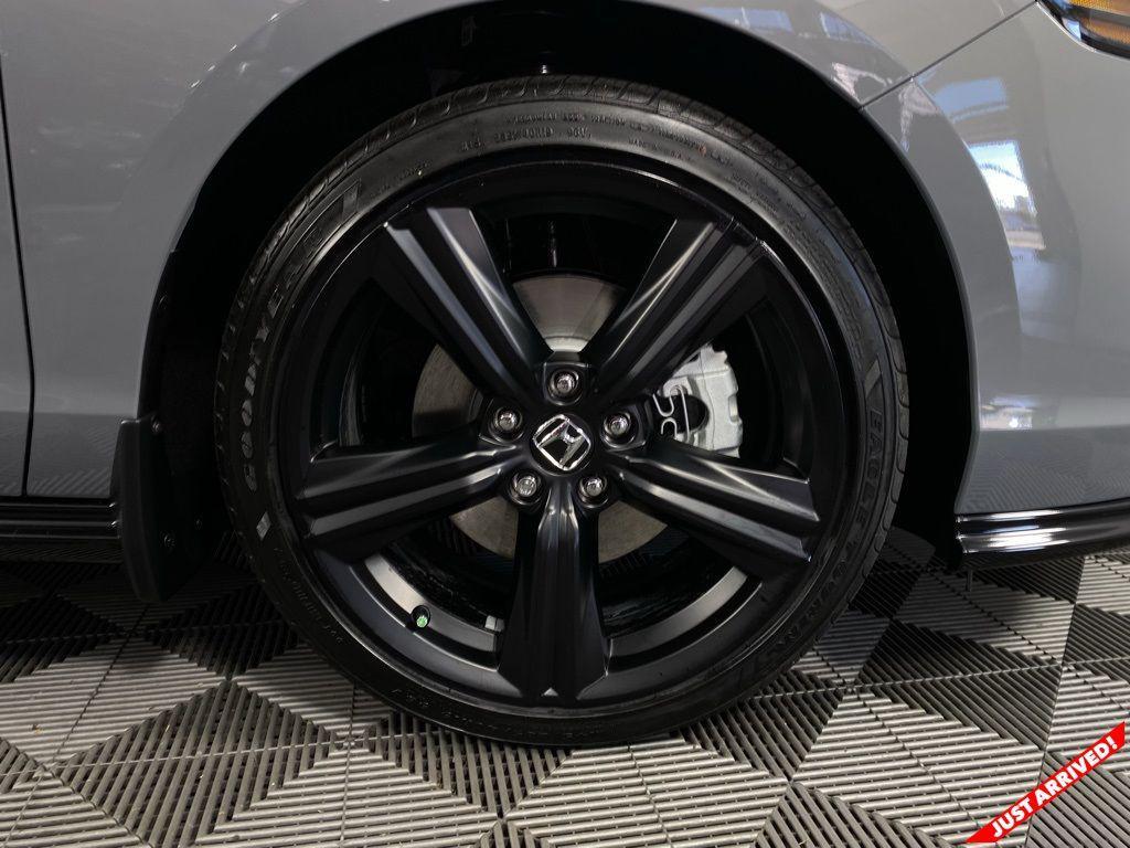 new 2025 Honda Accord Hybrid car, priced at $37,025