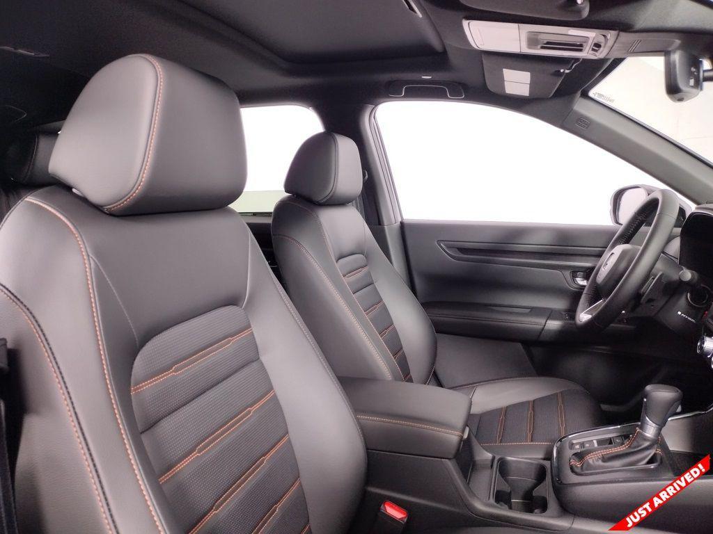 new 2026 Honda CR-V Hybrid car, priced at $40,175