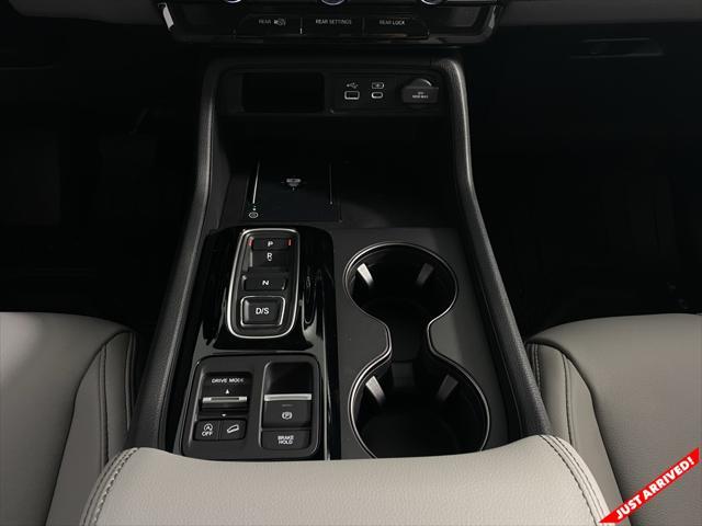 new 2025 Honda Pilot car, priced at $44,950
