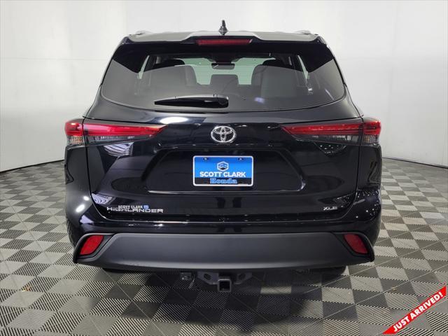 used 2023 Toyota Highlander car, priced at $35,284