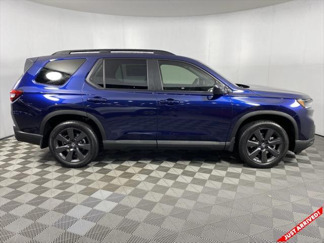 new 2025 Honda Pilot car, priced at $41,595