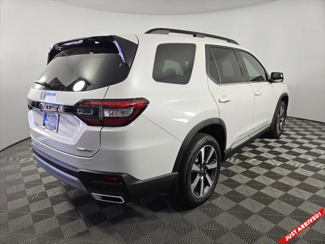 new 2025 Honda Pilot car, priced at $51,505