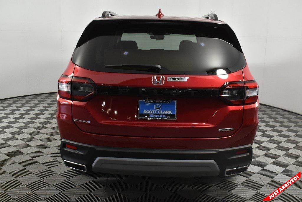 new 2025 Honda Pilot car, priced at $49,450