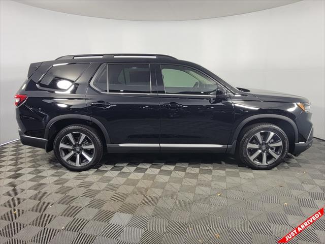 new 2025 Honda Pilot car, priced at $51,050