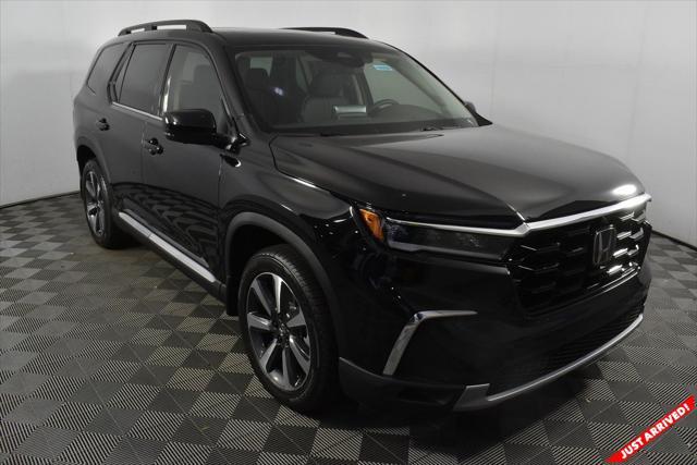 new 2025 Honda Pilot car, priced at $54,530