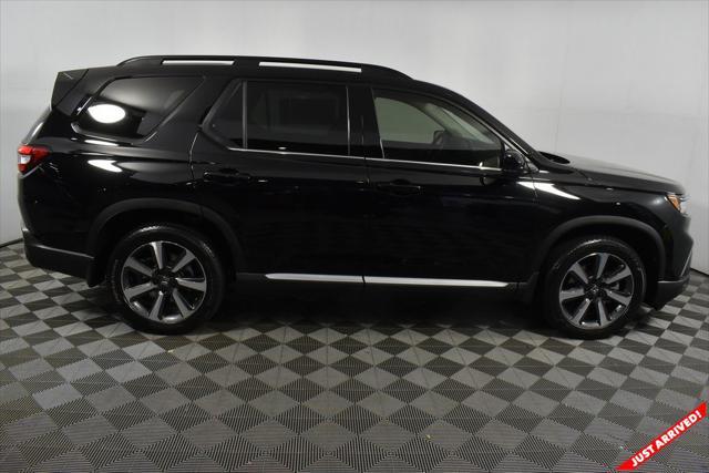 new 2025 Honda Pilot car, priced at $54,530