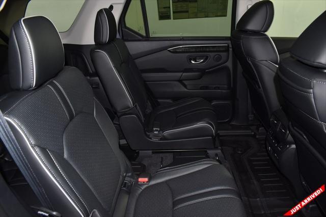 new 2025 Honda Pilot car, priced at $54,530