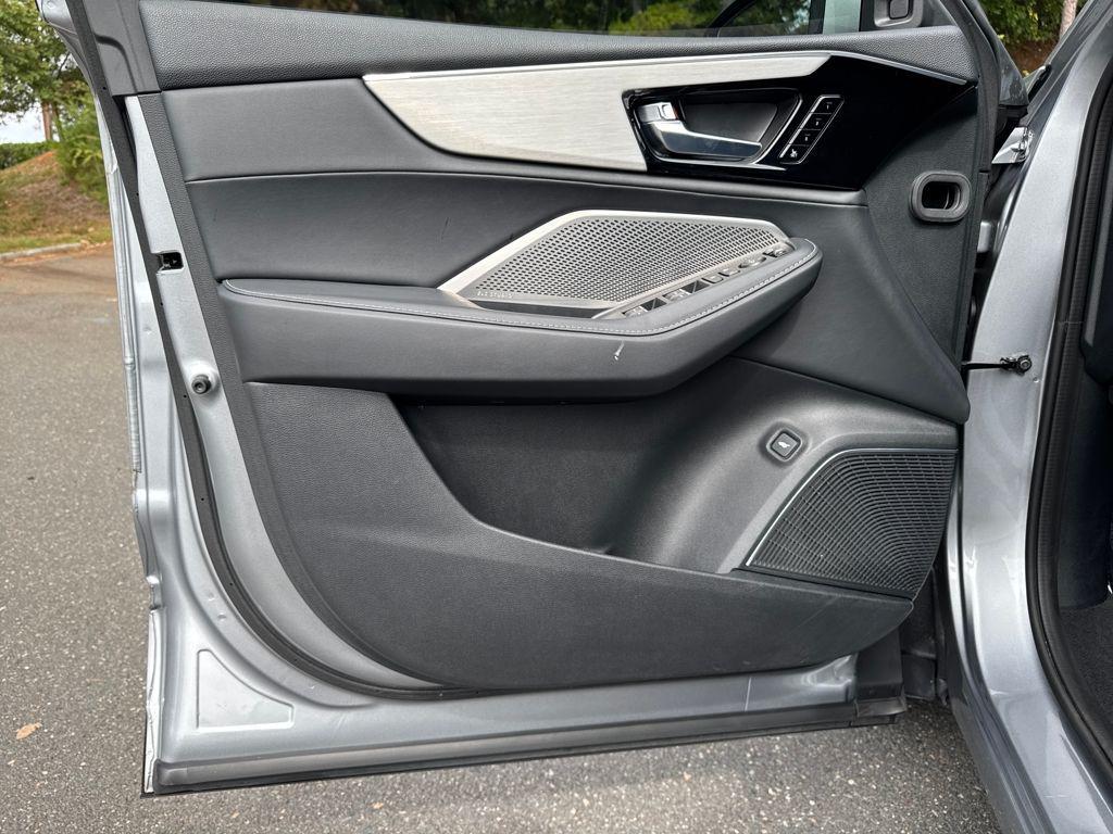 used 2023 Acura MDX car, priced at $36,600