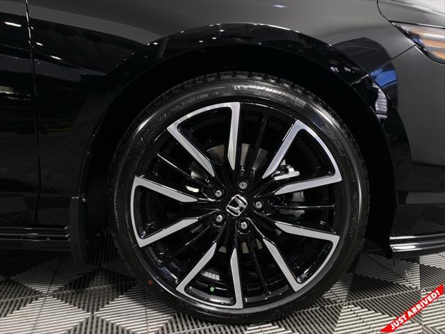 new 2025 Honda Accord Hybrid car, priced at $40,450