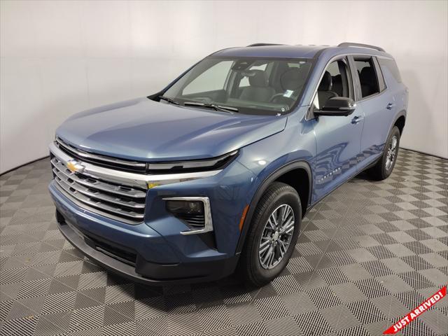 used 2024 Chevrolet Traverse car, priced at $38,140