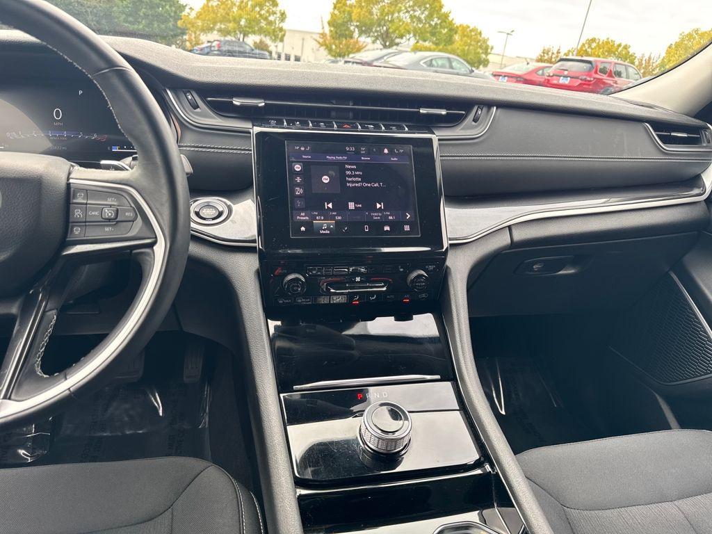 used 2022 Jeep Grand Cherokee L car, priced at $28,124