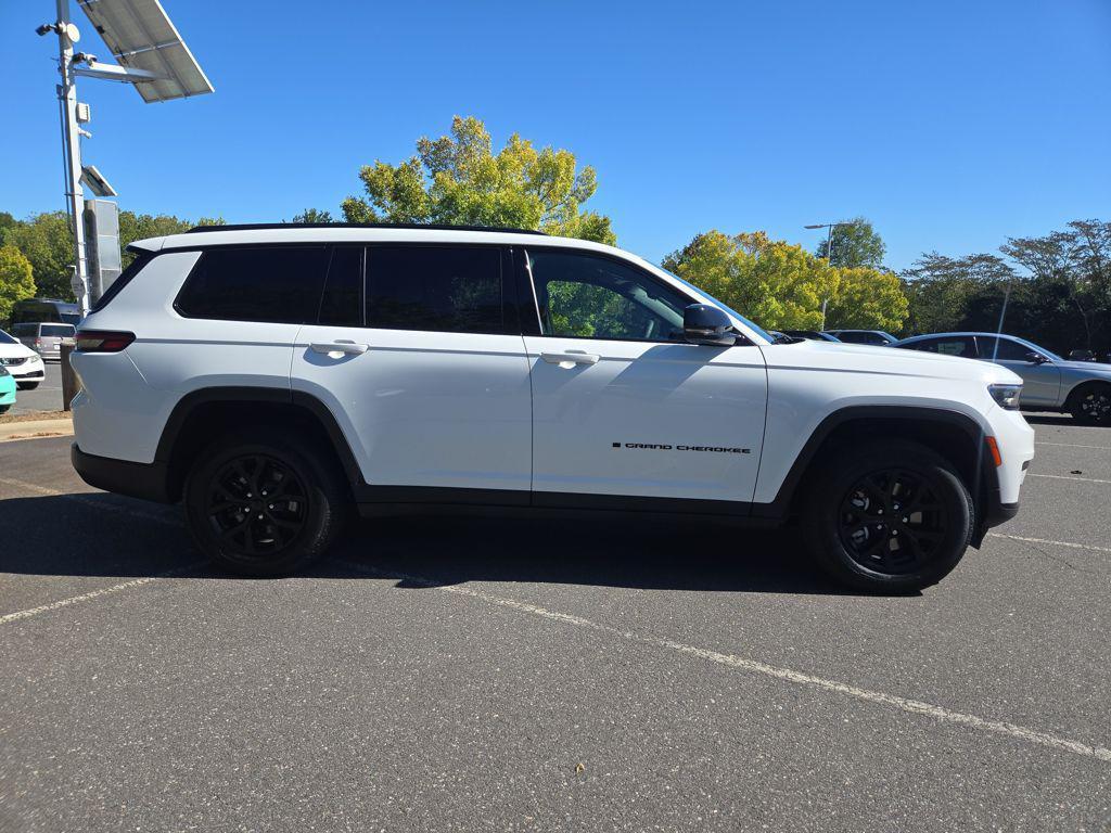 used 2024 Jeep Grand Cherokee L car, priced at $30,990