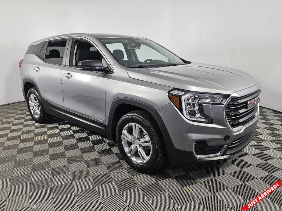 used 2023 GMC Terrain car, priced at $29,400