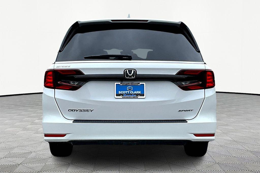 used 2024 Honda Odyssey car, priced at $39,432
