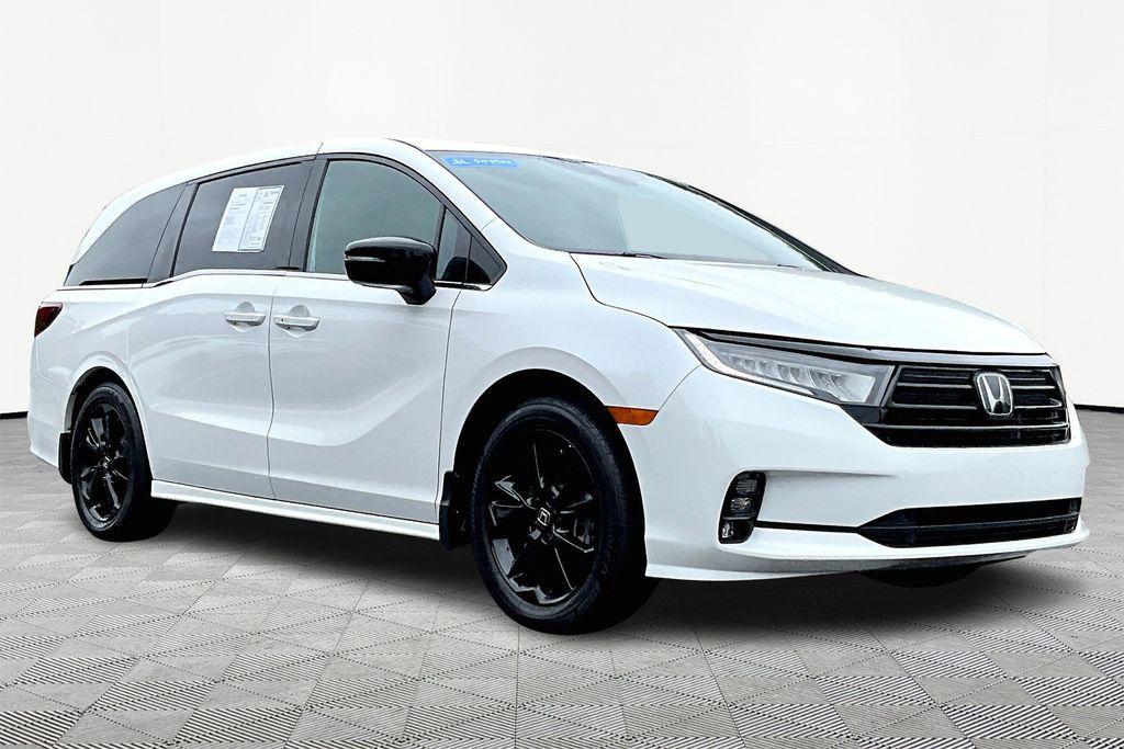 used 2024 Honda Odyssey car, priced at $39,432