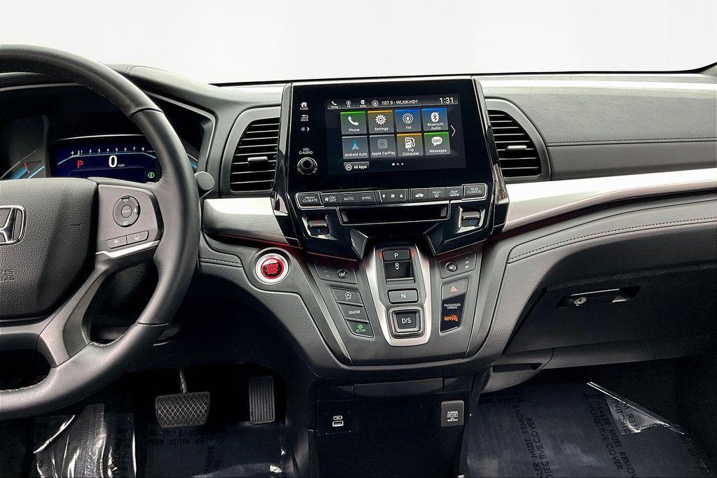 used 2024 Honda Odyssey car, priced at $39,432