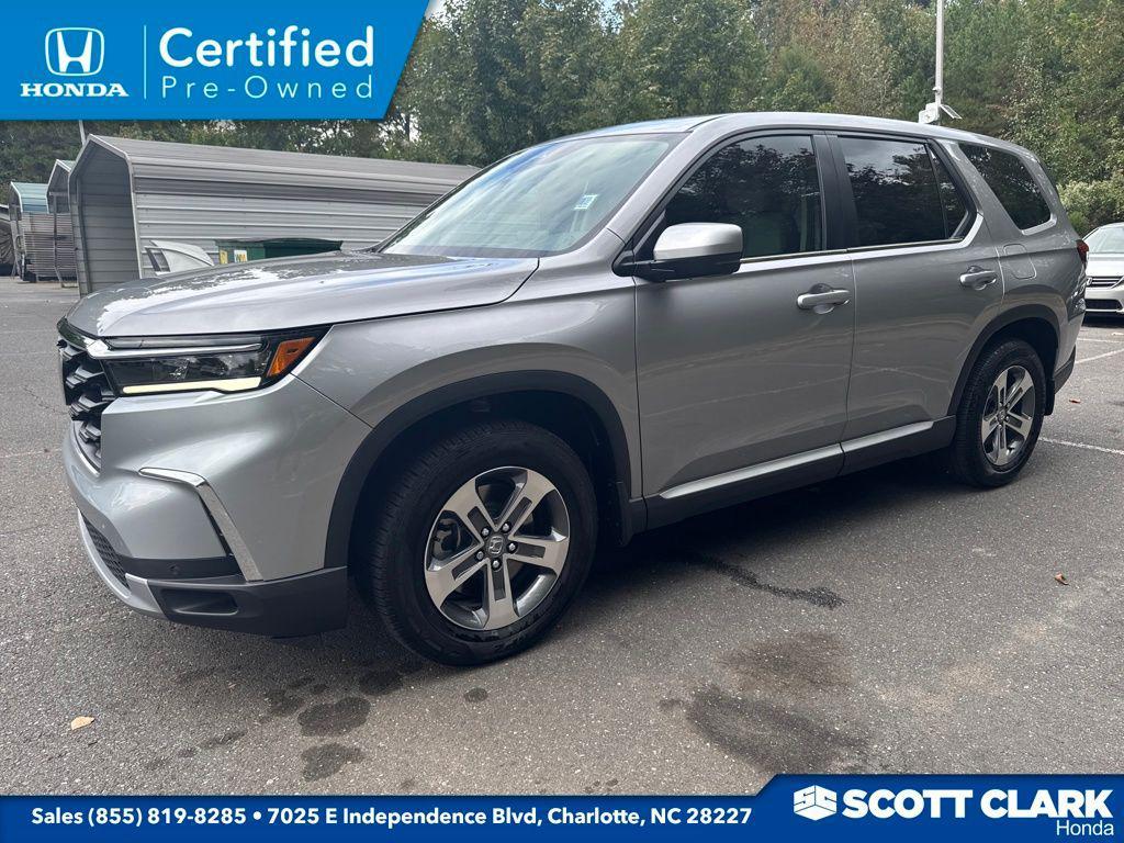 used 2025 Honda Pilot car, priced at $36,989