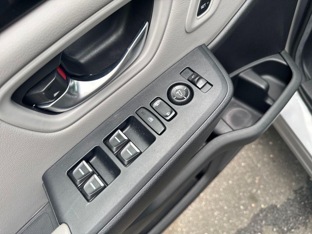 used 2025 Honda Pilot car, priced at $39,046