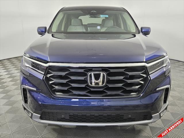 new 2025 Honda Pilot car, priced at $47,425