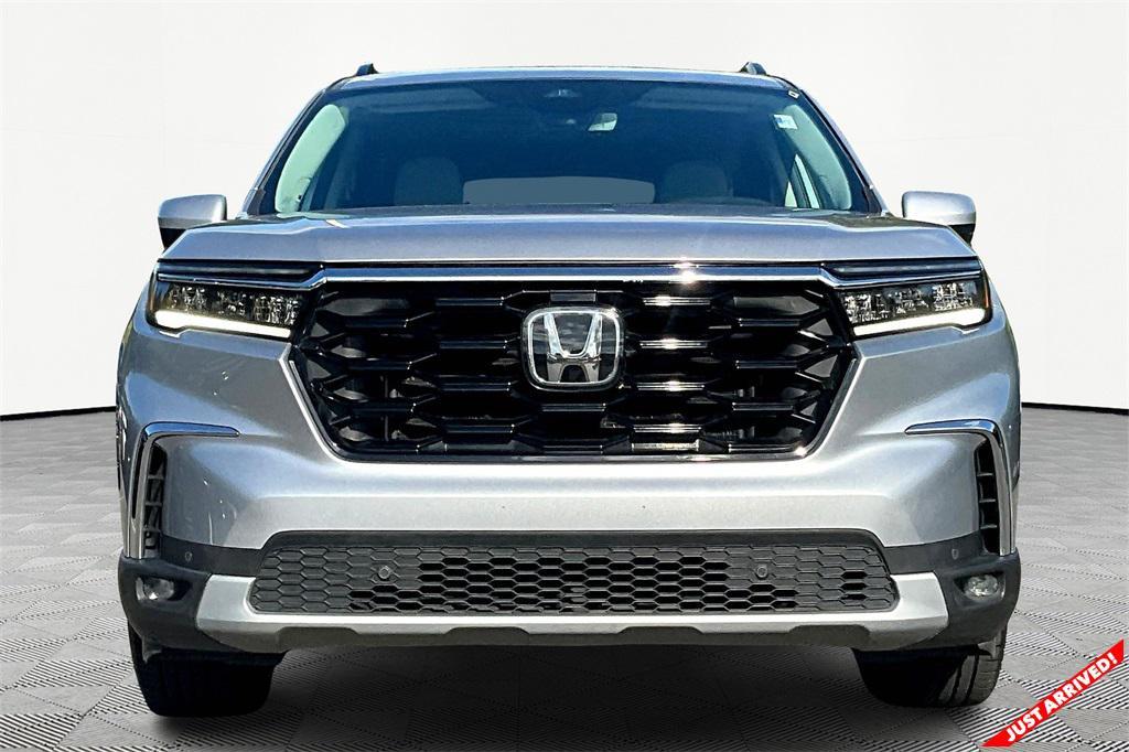used 2023 Honda Pilot car, priced at $39,623
